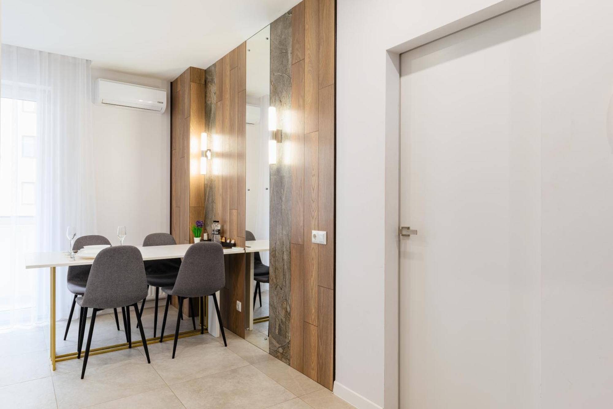 Luxury Apartments “Bozdosh” Uzhhorod Εξωτερικό φωτογραφία
