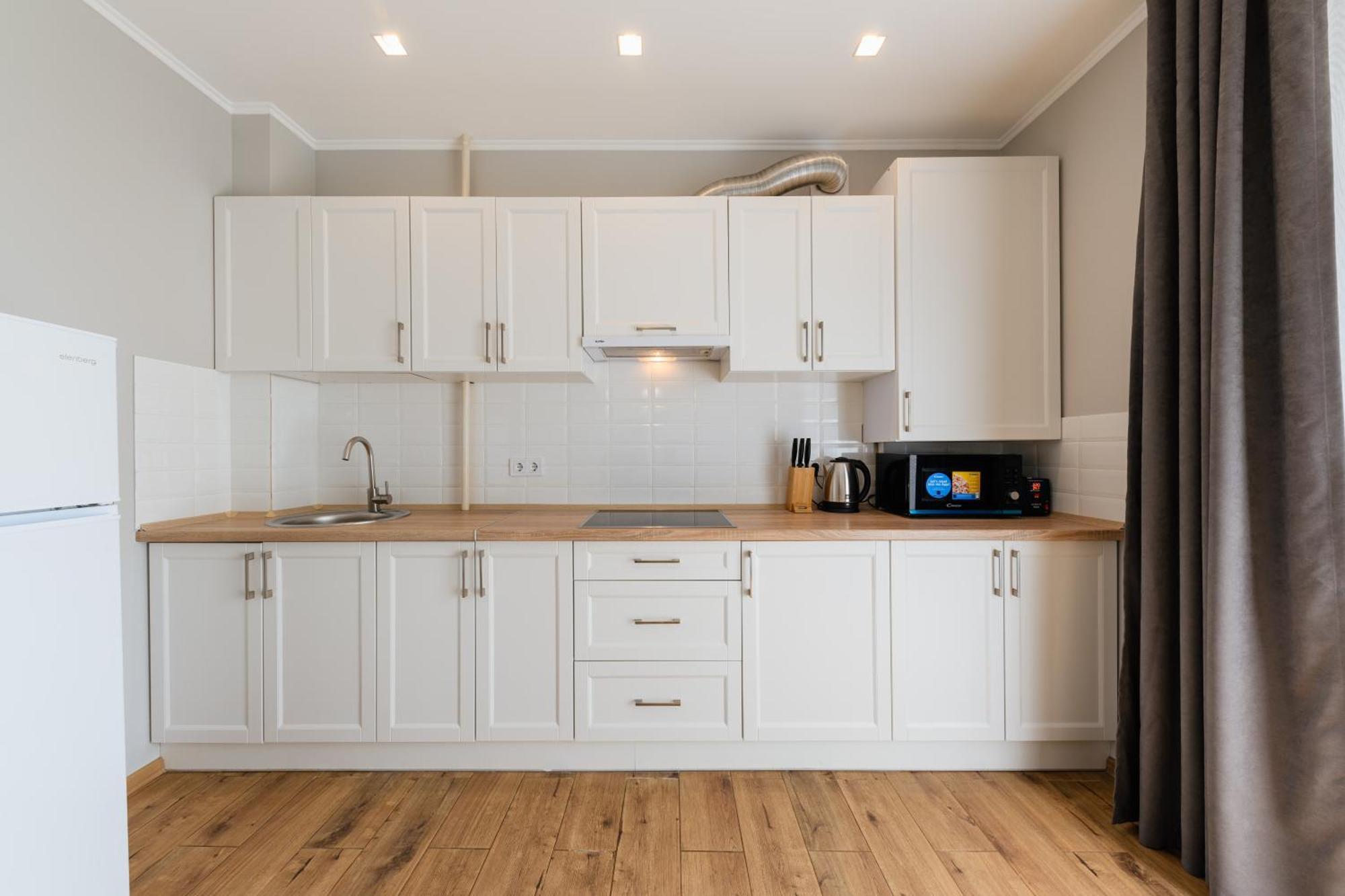 Luxury Apartments “Bozdosh” Uzhhorod Εξωτερικό φωτογραφία