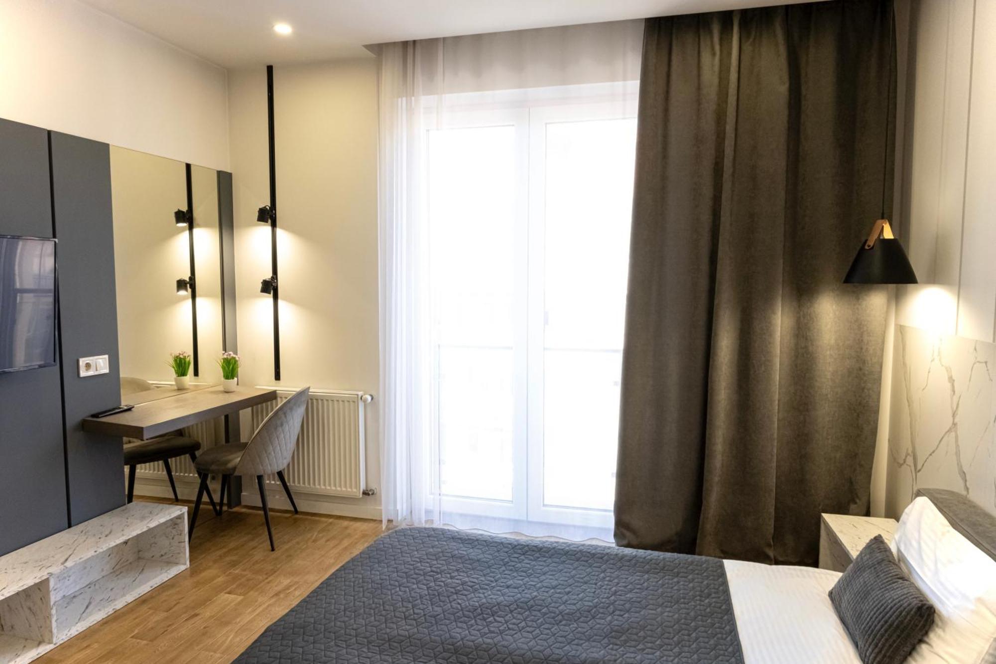 Luxury Apartments “Bozdosh” Uzhhorod Εξωτερικό φωτογραφία